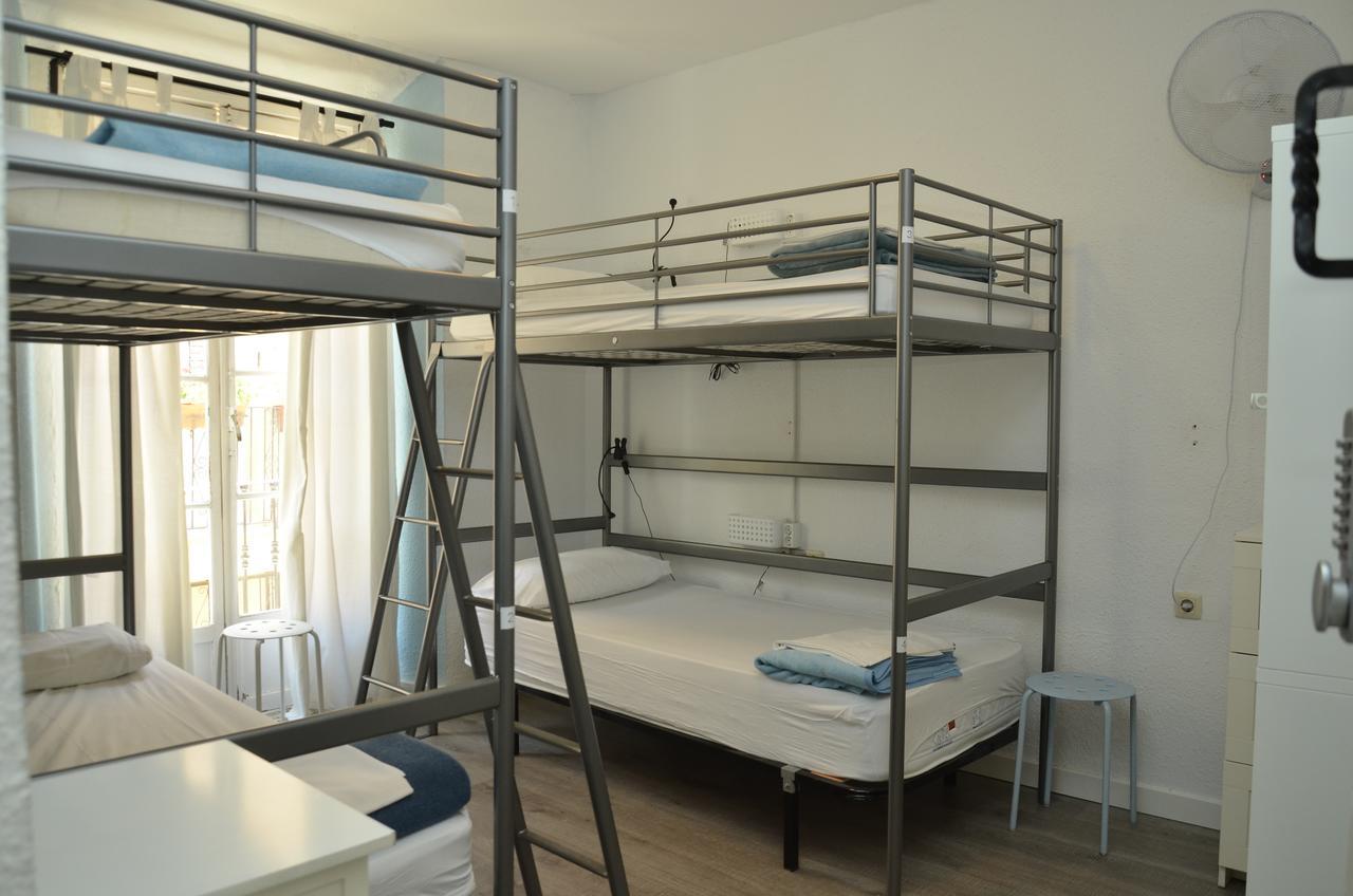Hostel The Lights Garden Malaga Zewnętrze zdjęcie